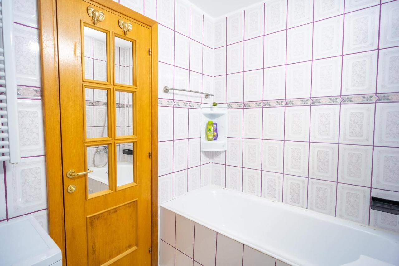 Serene 1Br Apartment With Workspace Bucureşti Exterior foto
