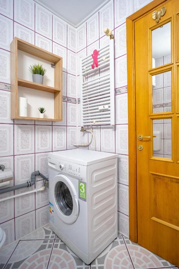Serene 1Br Apartment With Workspace Bucureşti Exterior foto